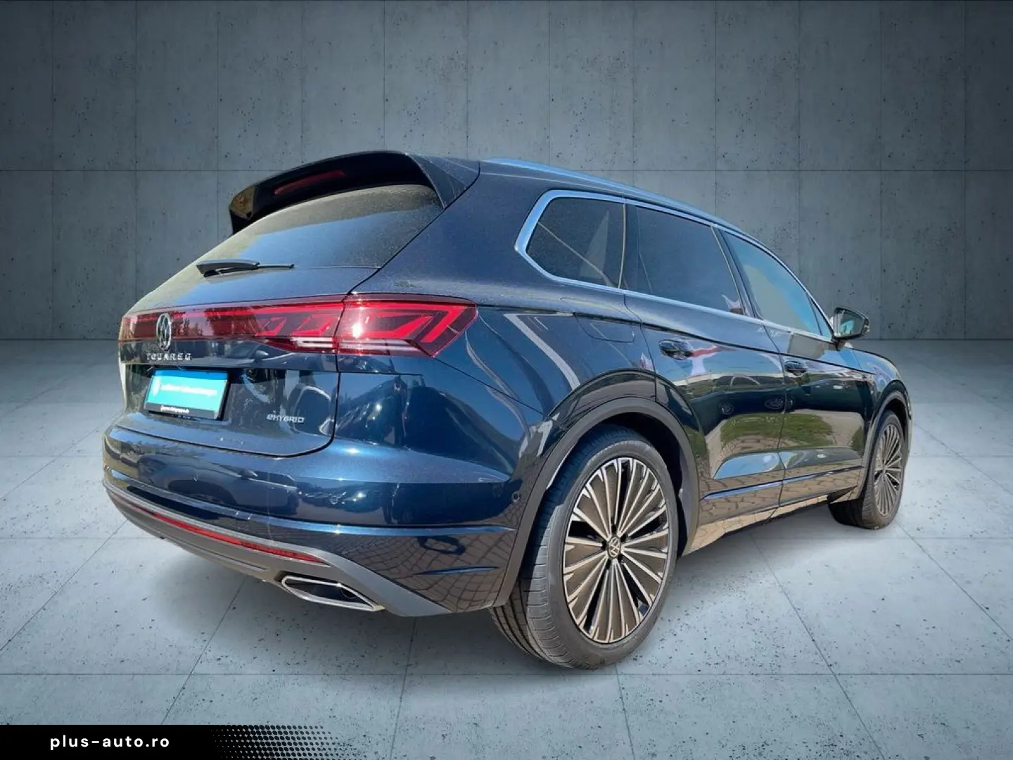 VW Touareg Elegance 3.0 eHybrid 4M Autom Pano Leder