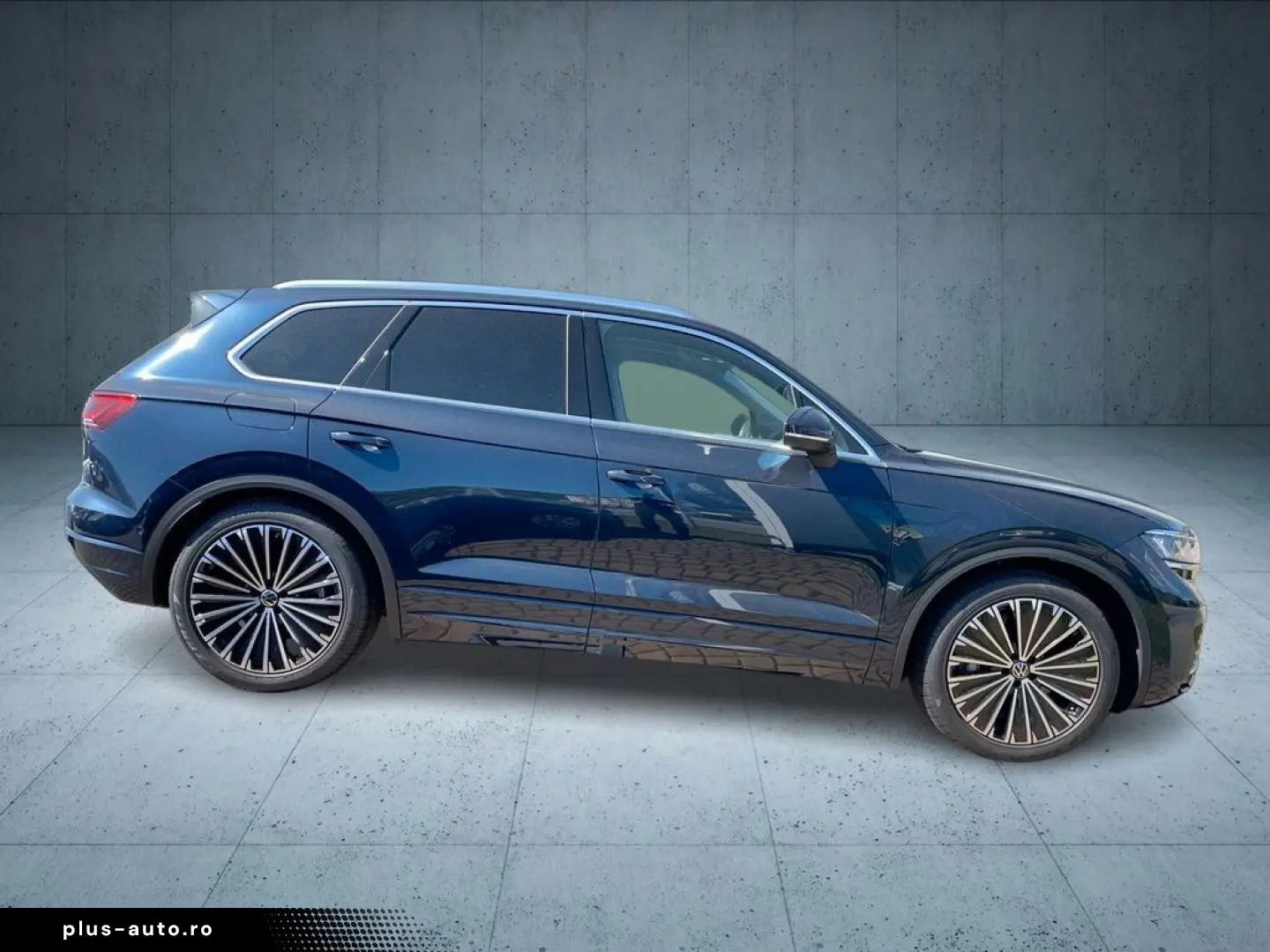 VW Touareg Elegance 3.0 eHybrid 4M Autom Pano Leder