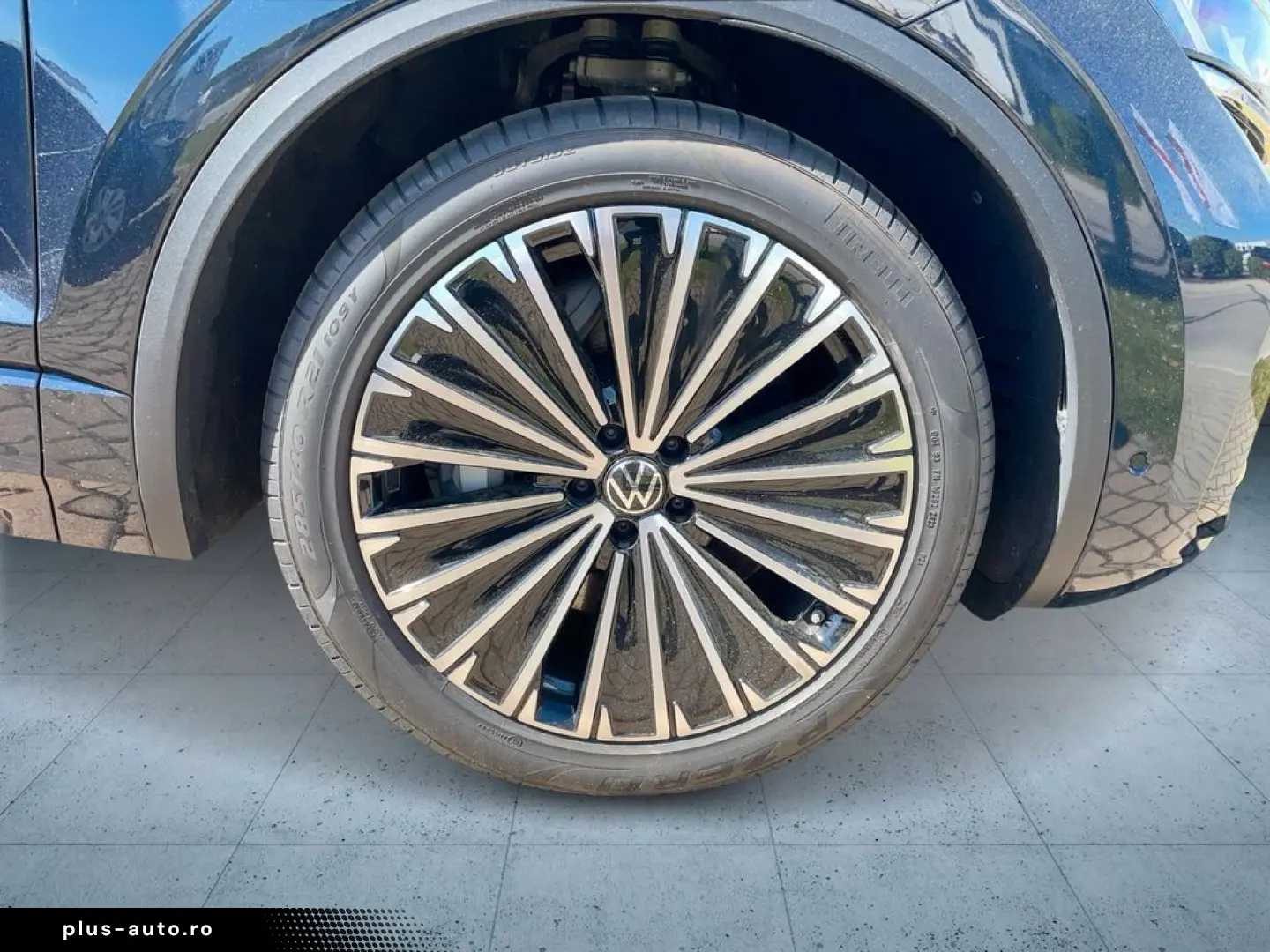 VW Touareg Elegance 3.0 eHybrid 4M Autom Pano Leder