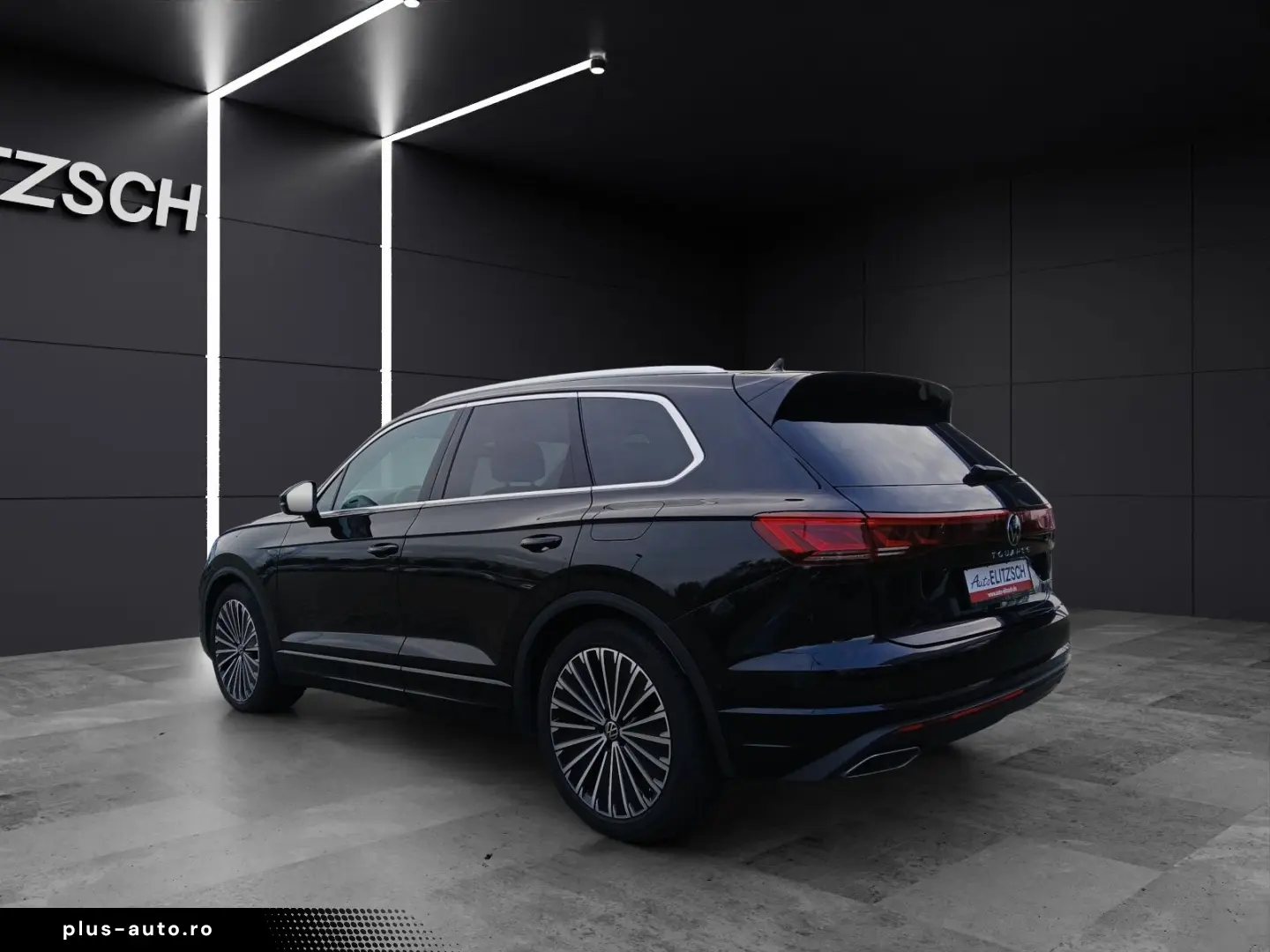 VW Touareg eHybrid Elegance Matrix Navi ACC AHK Pan