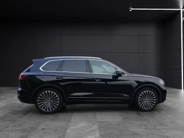 VW Touareg eHybrid Elegance Matrix Navi ACC AHK Pan