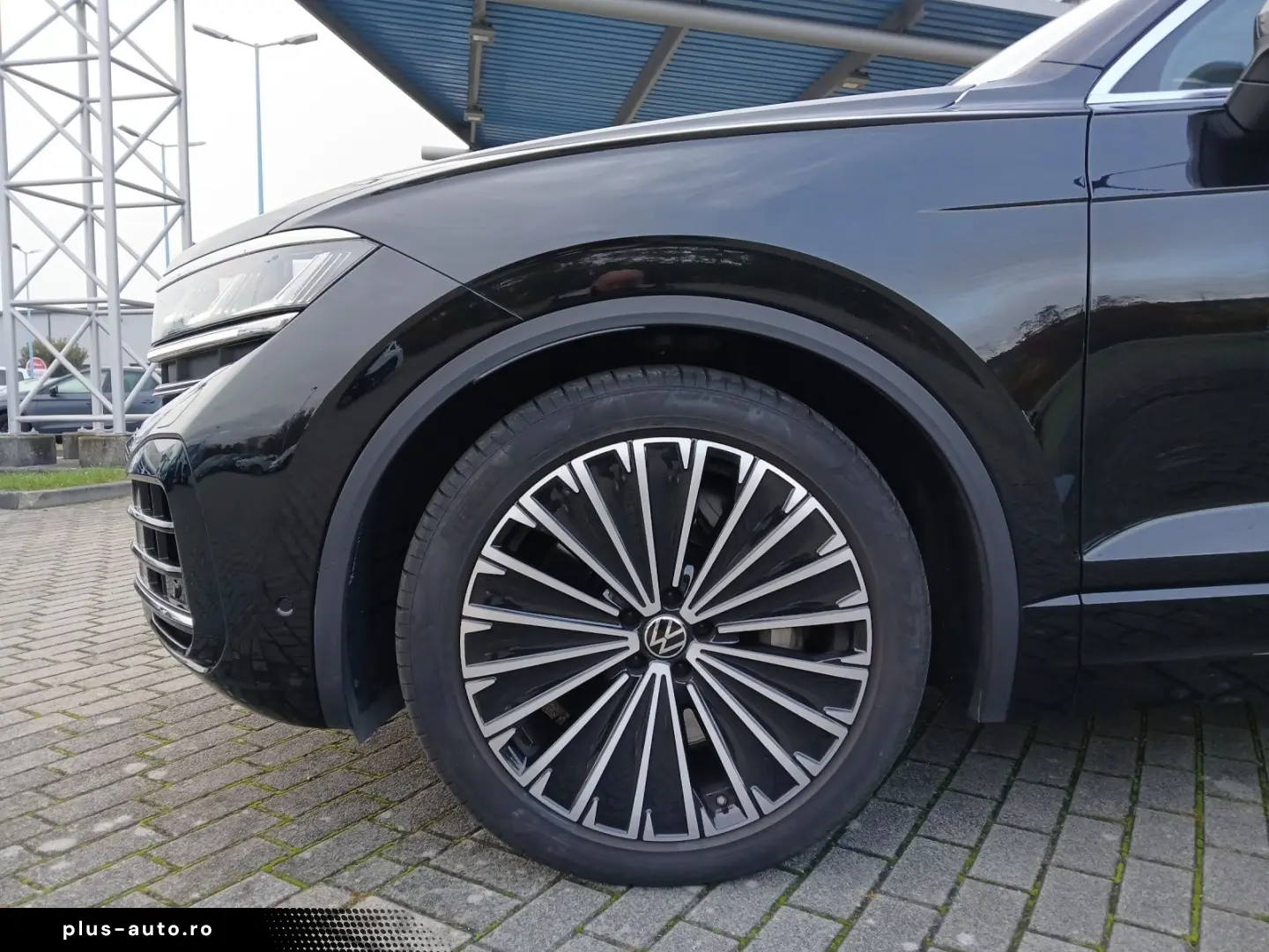 VW Touareg eHybrid Elegance Matrix Navi ACC AHK Pan