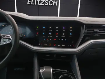 VW Touareg eHybrid Elegance Matrix Navi ACC AHK Pan