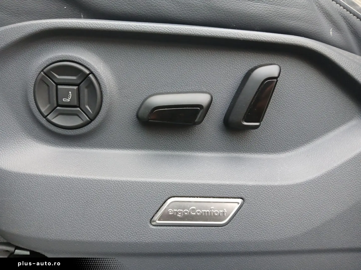 VW Touareg eHybrid Elegance Matrix Navi ACC AHK Pan