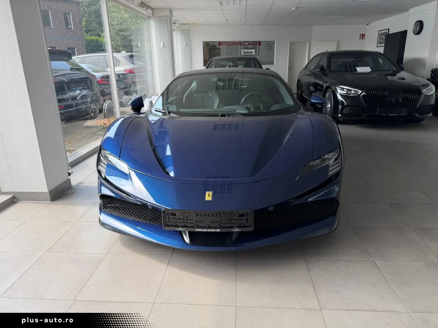 FERRARI SF90 Stradale Two-Tone Liftsystem JBL CarPlay