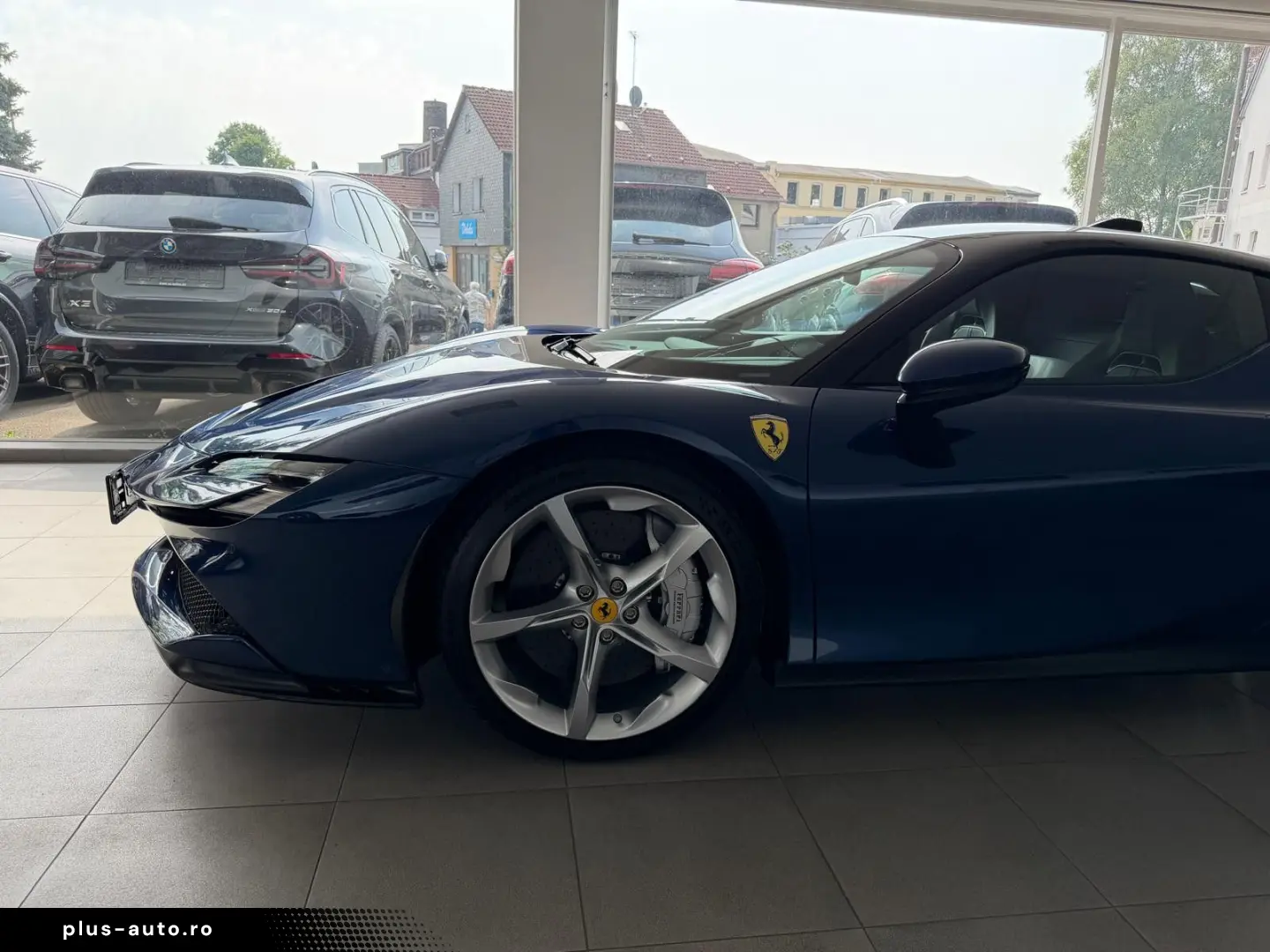 FERRARI SF90 Stradale Two-Tone Liftsystem JBL CarPlay