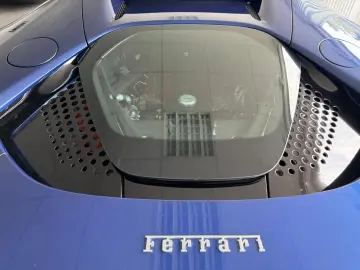 FERRARI SF90 Stradale Two-Tone Liftsystem JBL CarPlay