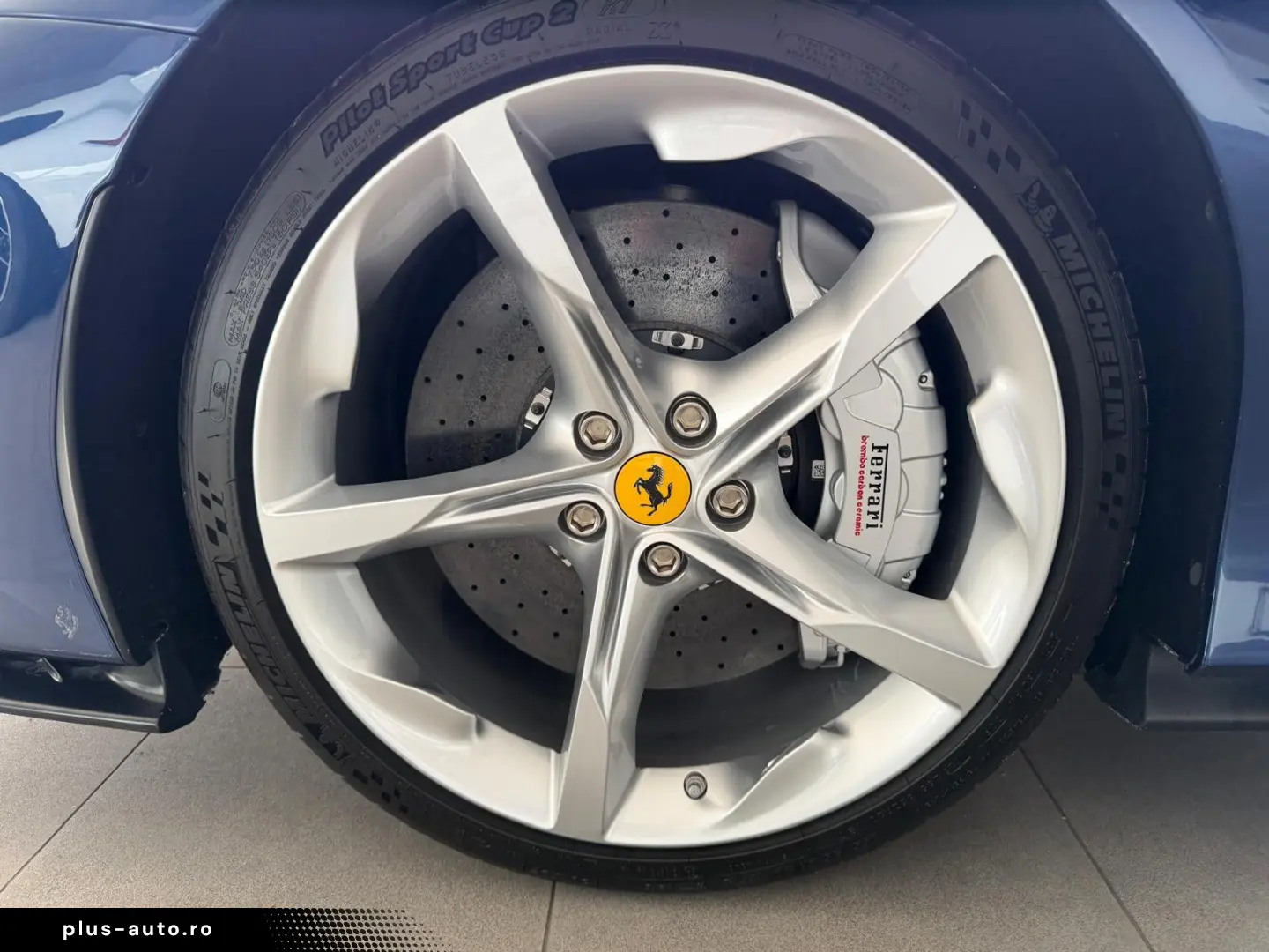 FERRARI SF90 Stradale Two-Tone Liftsystem JBL CarPlay