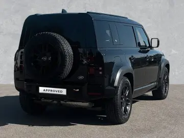 LAND ROVER Defender 110 3.0 D250 X-Dynamic HSE AHK