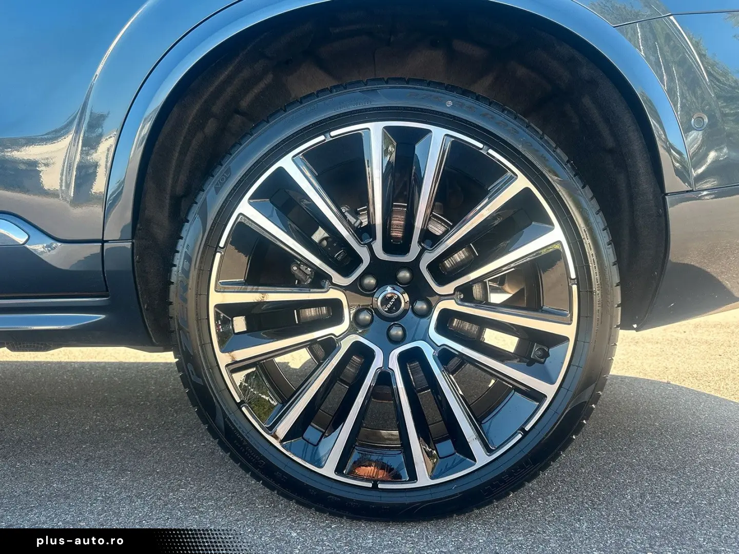 VOLVO XC90 T8 AWD Ultra Bright 7-Sitzer ACC BLIS HUD