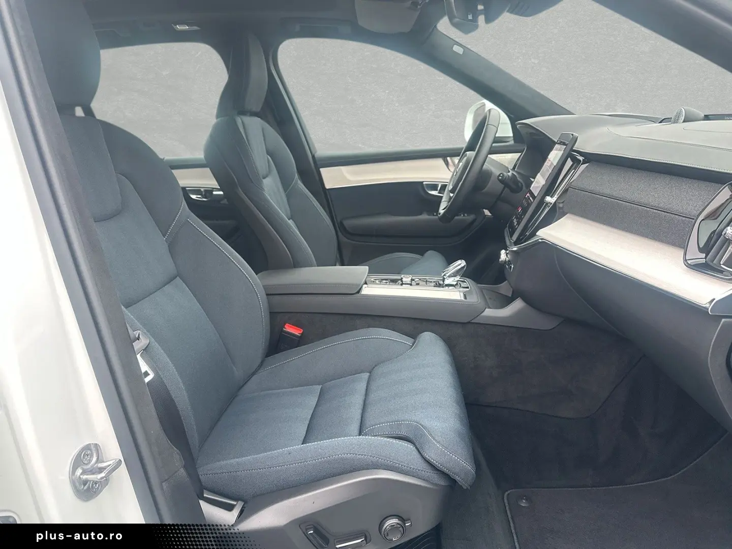VOLVO XC90 B5 AWD Mild-Hybrid Ultra Bright 7-Sitzer SD