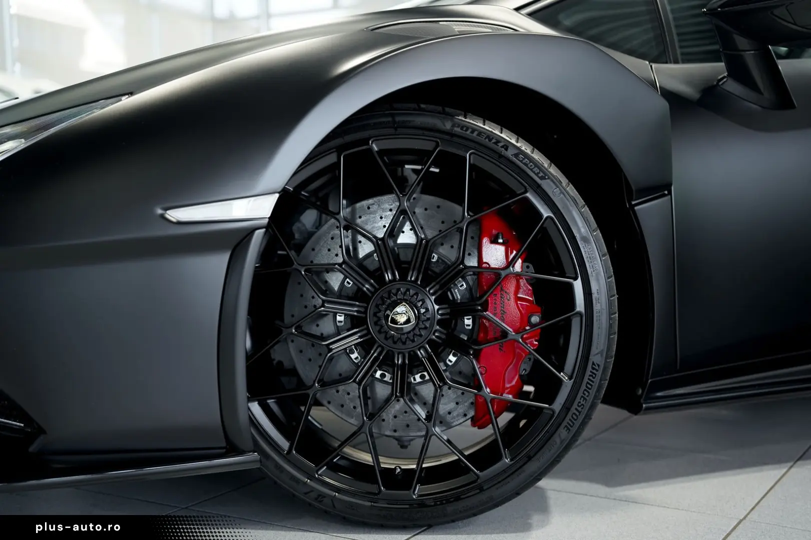 LAMBORGHINI Huracán STO  2.Hand  LIFT  Kamera  Nero-Nemesis
