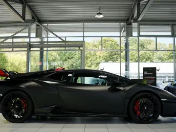LAMBORGHINI Huracán STO  2.Hand  LIFT  Kamera  Nero-Nemesis