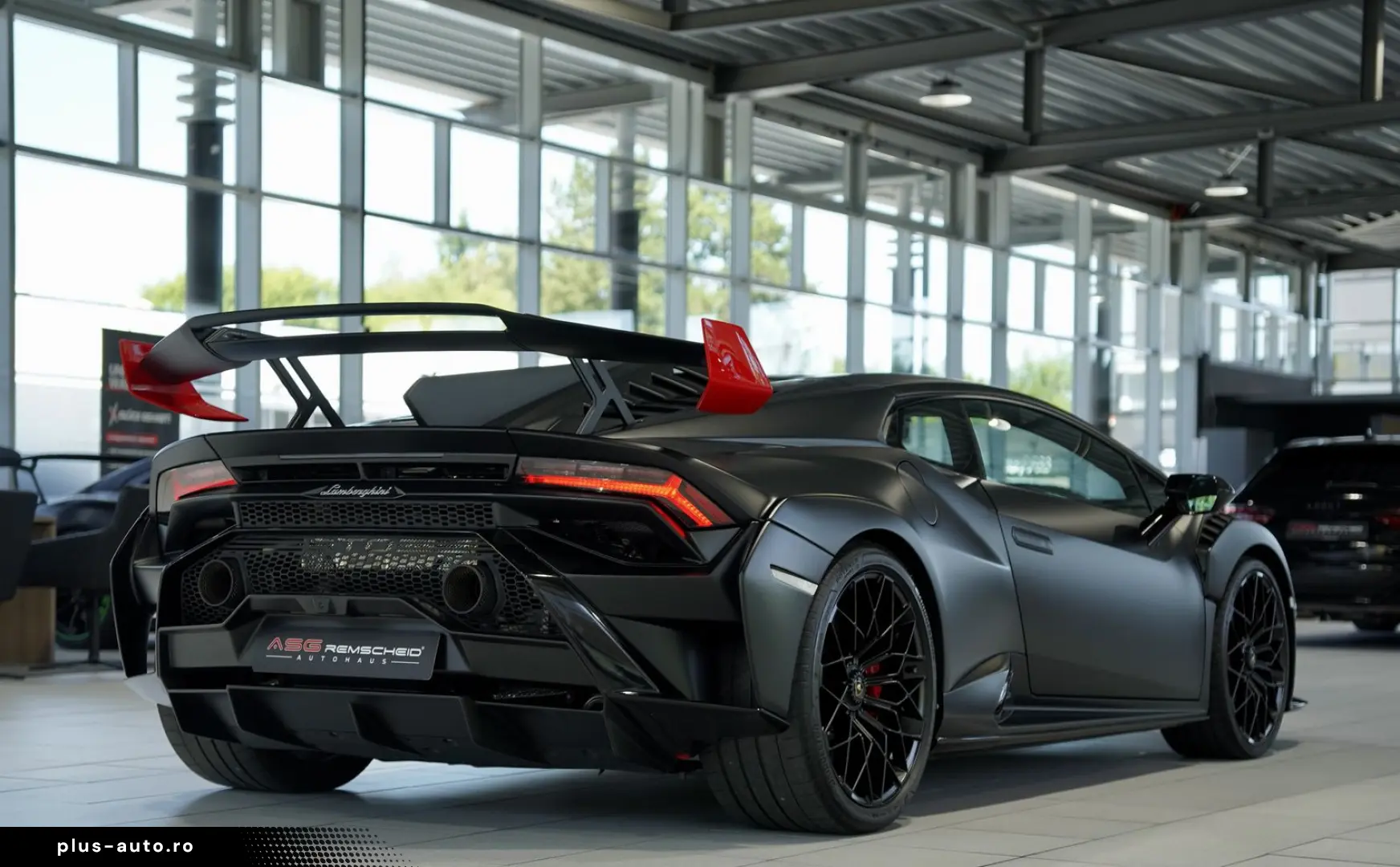 LAMBORGHINI Huracán STO  2.Hand  LIFT  Kamera  Nero-Nemesis