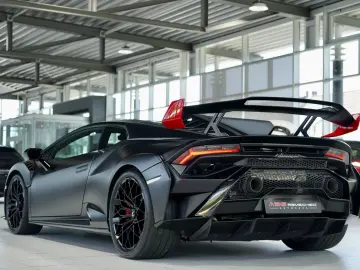 LAMBORGHINI Huracán STO  2.Hand  LIFT  Kamera  Nero-Nemesis