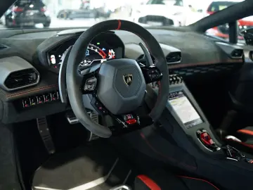 LAMBORGHINI Huracán STO  2.Hand  LIFT  Kamera  Nero-Nemesis