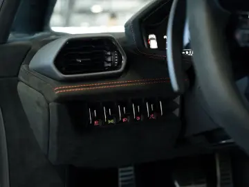 LAMBORGHINI Huracán STO  2.Hand  LIFT  Kamera  Nero-Nemesis