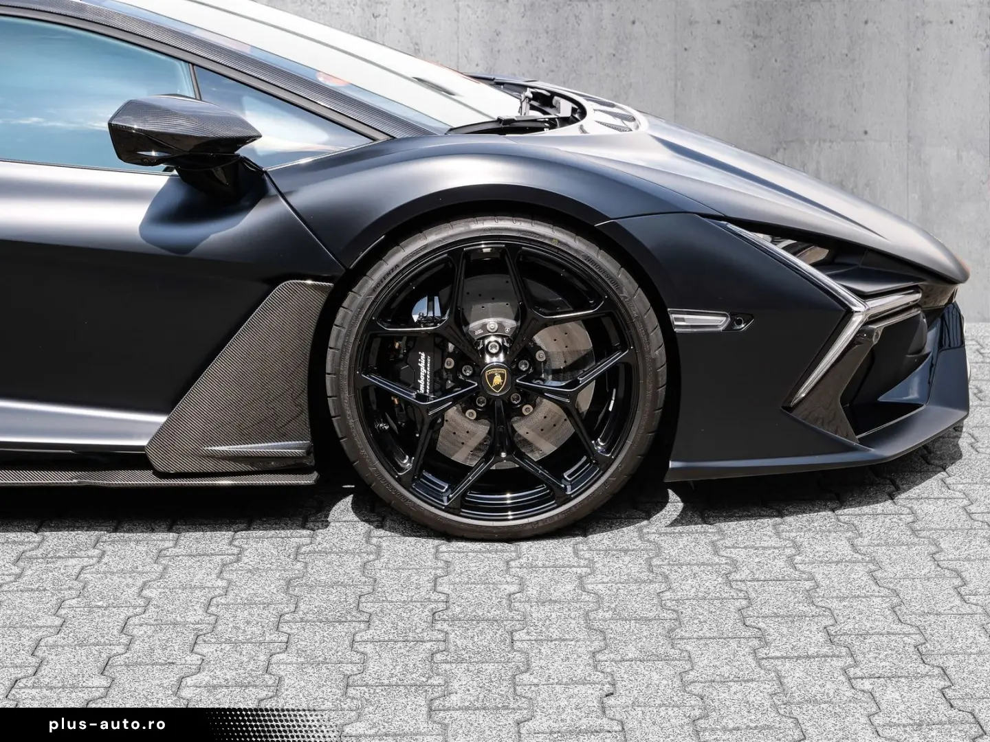 LAMBORGHINI Revuelto Nero Nemesis  Full Exterior Carbon