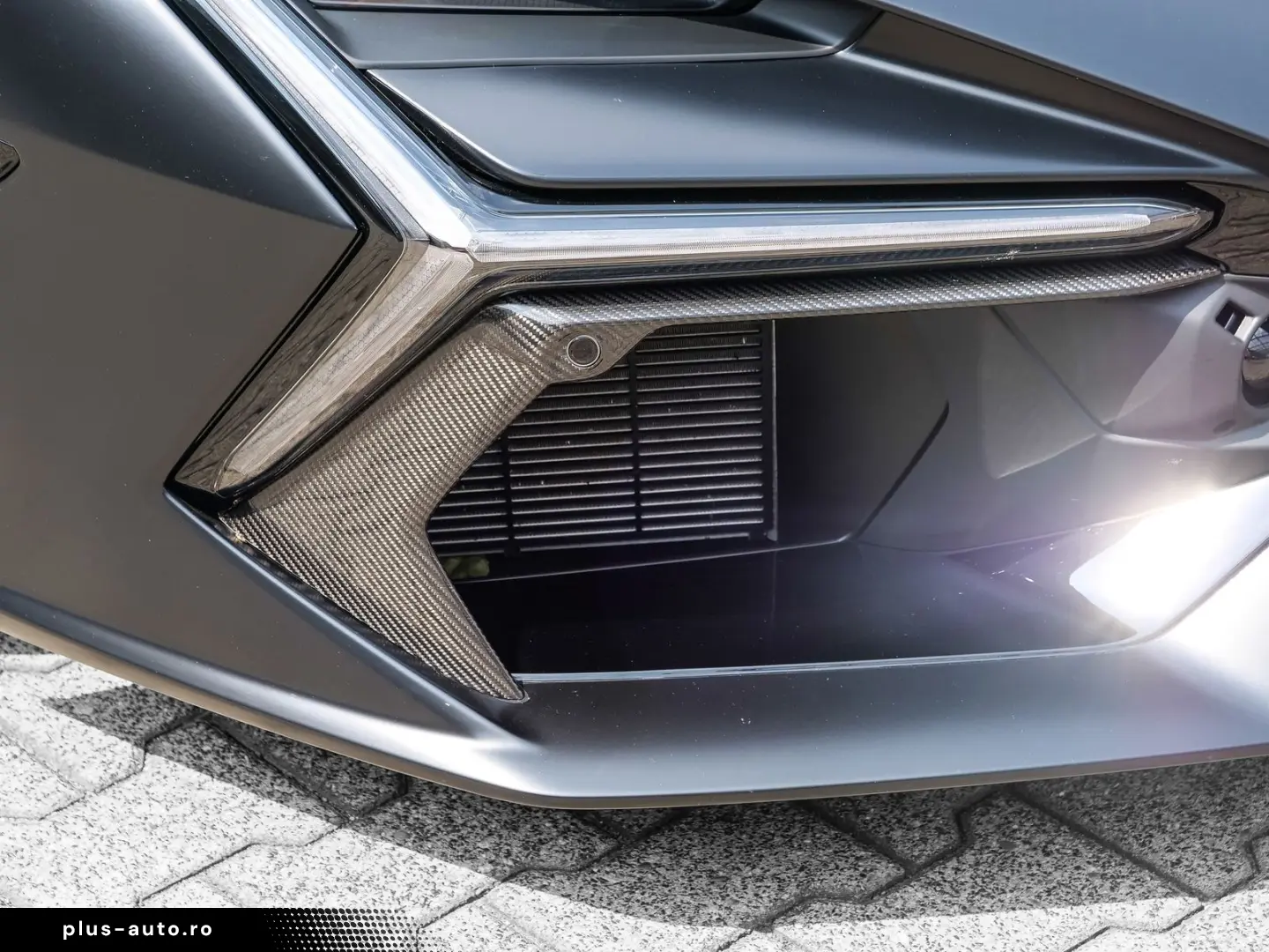 LAMBORGHINI Revuelto Nero Nemesis  Full Exterior Carbon