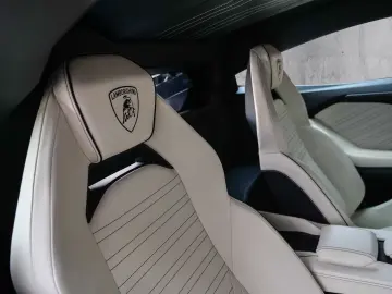 LAMBORGHINI Revuelto Nero Nemesis  Full Exterior Carbon