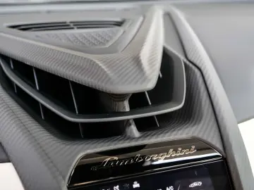 LAMBORGHINI Revuelto Nero Nemesis  Full Exterior Carbon