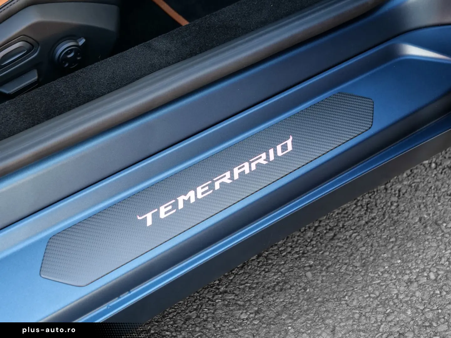 LAMBORGHINI Temerario Blu Marinus Matt