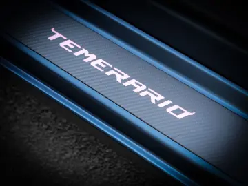 LAMBORGHINI Temerario Blu Marinus Matt