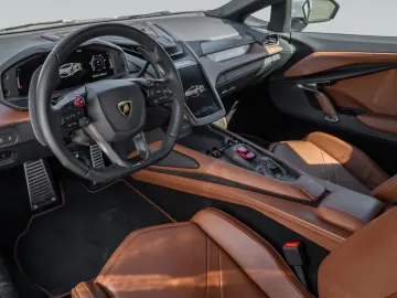 LAMBORGHINI Revuelto   Classica Trim   Passenger Display