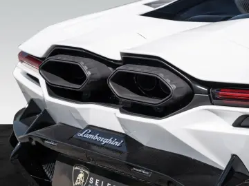 LAMBORGHINI Revuelto   Classica Trim   Passenger Display