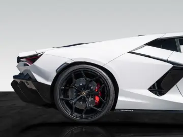 LAMBORGHINI Revuelto   Classica Trim   Passenger Display