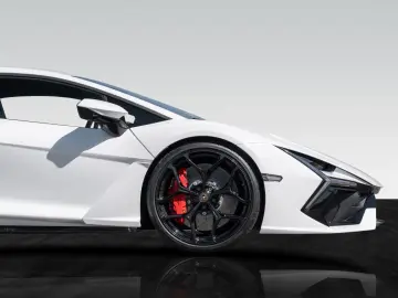 LAMBORGHINI Revuelto   Classica Trim   Passenger Display