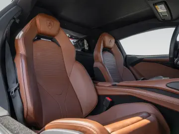 LAMBORGHINI Revuelto   Classica Trim   Passenger Display