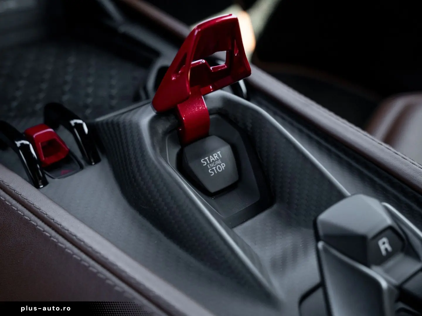 LAMBORGHINI Revuelto   Classica Trim   Passenger Display