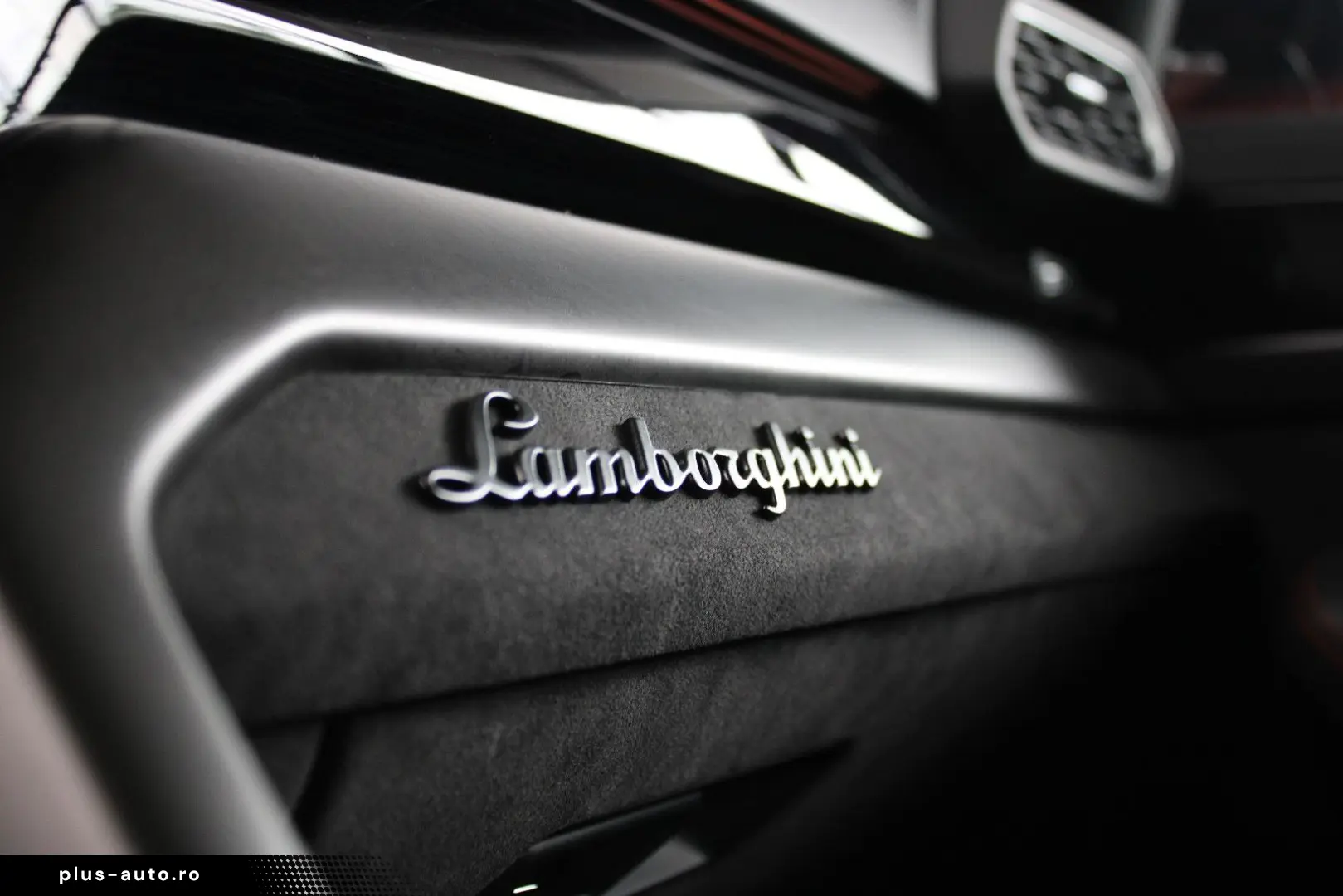LAMBORGHINI URUS   S   B&O 3D BLACK &STYLE-PACK PANORAMA 23
