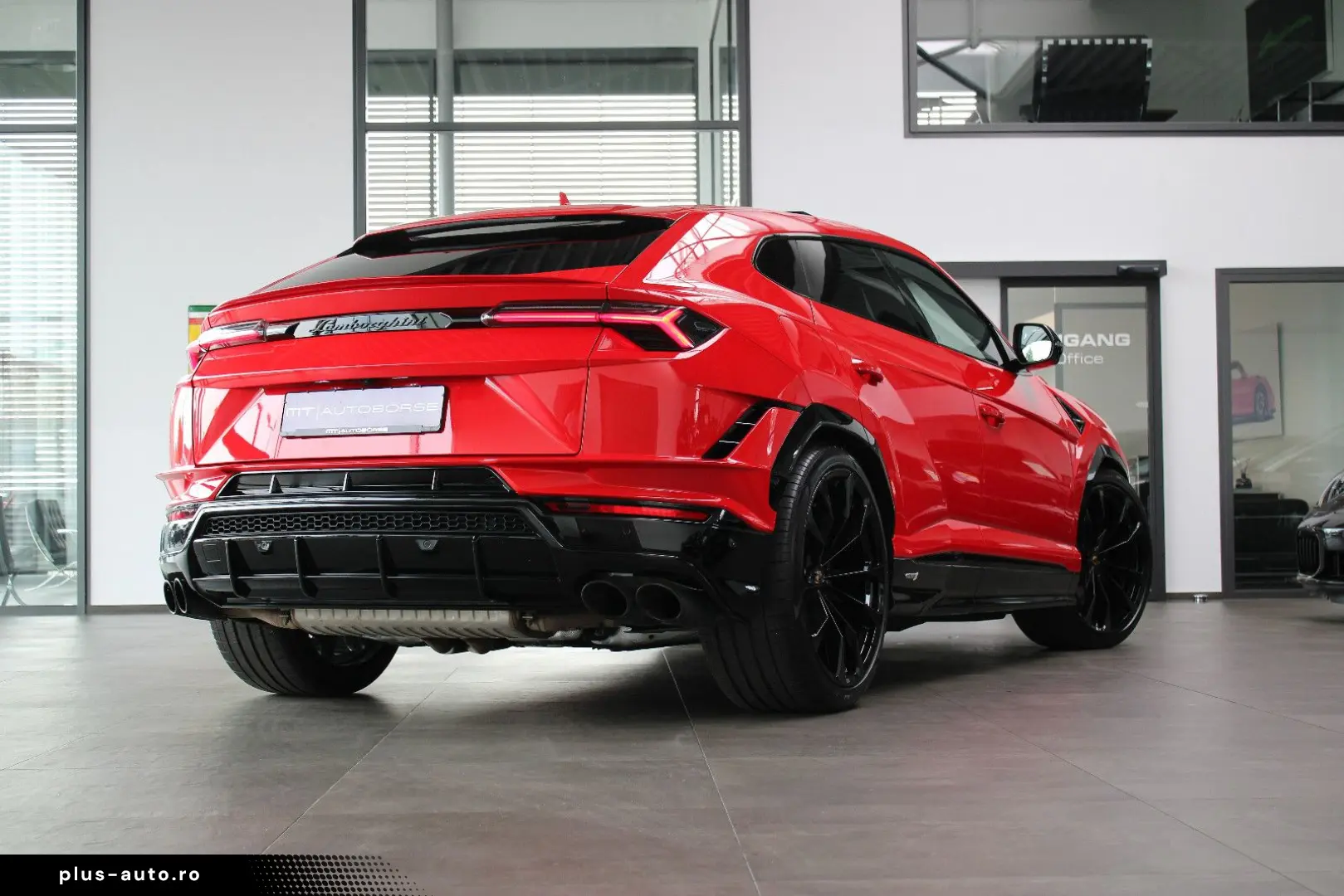 LAMBORGHINI URUS   S   B&O 3D BLACK &STYLE-PACK PANORAMA 23