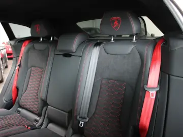 LAMBORGHINI URUS   S   B&O 3D BLACK &STYLE-PACK PANORAMA 23
