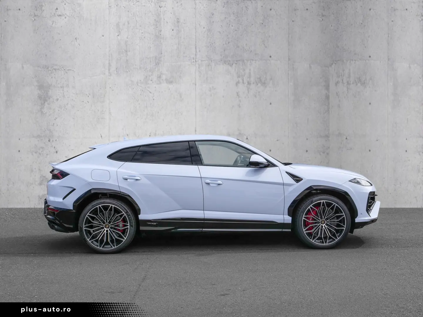 LAMBORGHINI Urus SE Bianco Sapphirus  Panoramic Roof