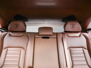 LAMBORGHINI Urus SE Bianco Sapphirus  Panoramic Roof