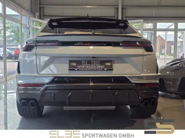 LAMBORGHINI Urus PERFORMANTE FULL CARBON Akrapovic B&O