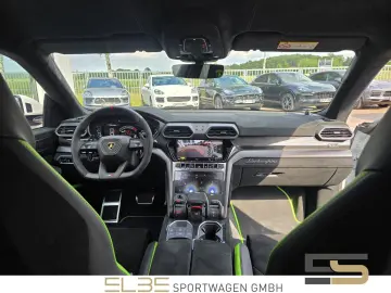 LAMBORGHINI Urus PERFORMANTE FULL CARBON Akrapovic B&O
