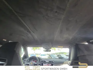 LAMBORGHINI Urus PERFORMANTE FULL CARBON Akrapovic B&O
