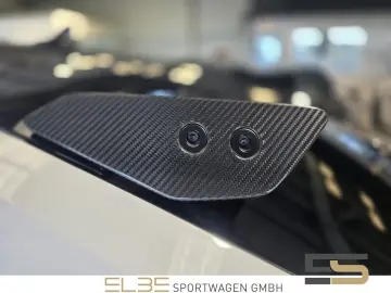 LAMBORGHINI Urus PERFORMANTE FULL CARBON Akrapovic B&O