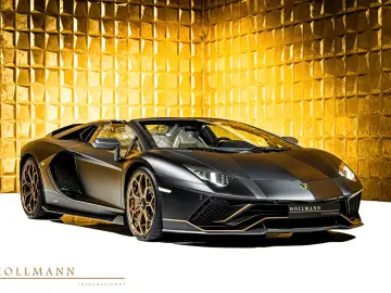 LAMBORGHINI LP 780-4 ULTIMAE ROADSTER CARBON FIBER