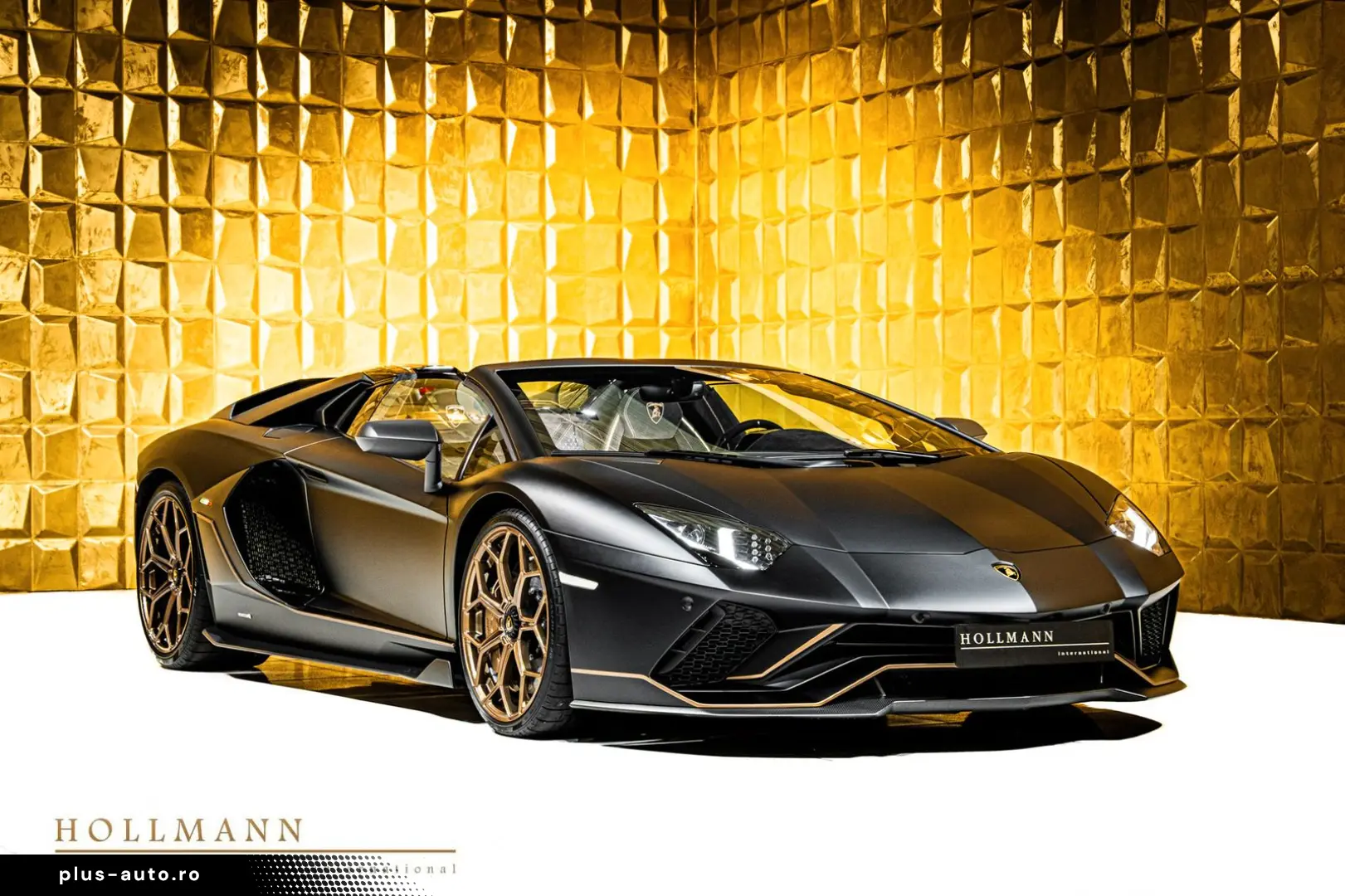 LAMBORGHINI LP 780-4 ULTIMAE ROADSTER CARBON FIBER