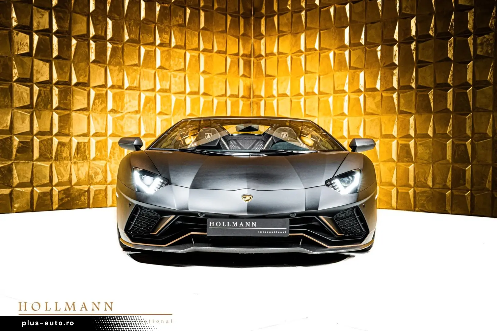 LAMBORGHINI LP 780-4 ULTIMAE ROADSTER CARBON FIBER