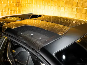 LAMBORGHINI LP 780-4 ULTIMAE ROADSTER CARBON FIBER