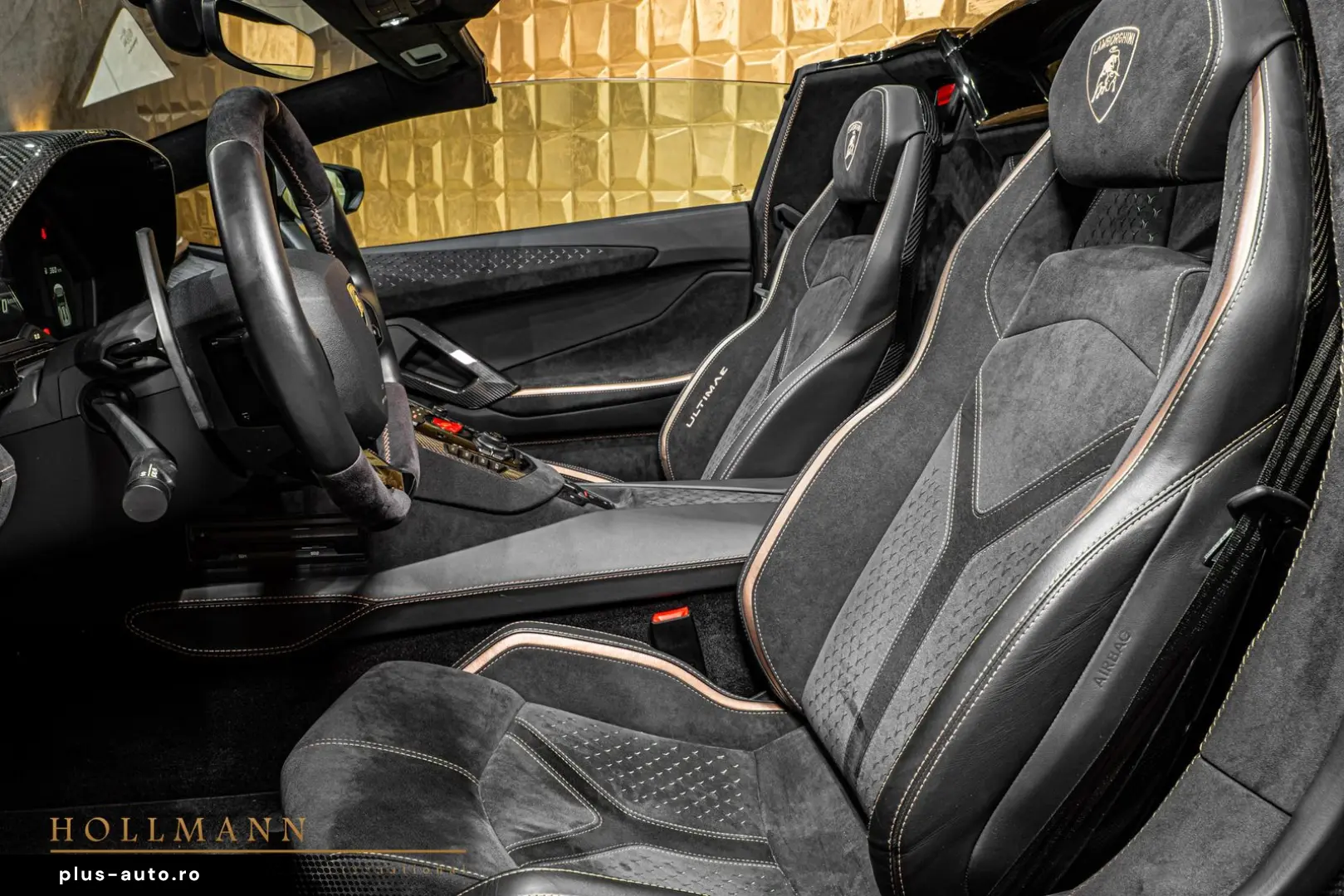 LAMBORGHINI LP 780-4 ULTIMAE ROADSTER CARBON FIBER