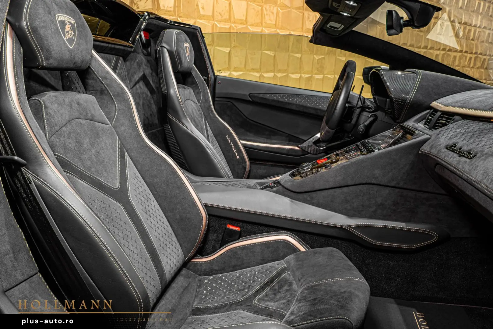 LAMBORGHINI LP 780-4 ULTIMAE ROADSTER CARBON FIBER