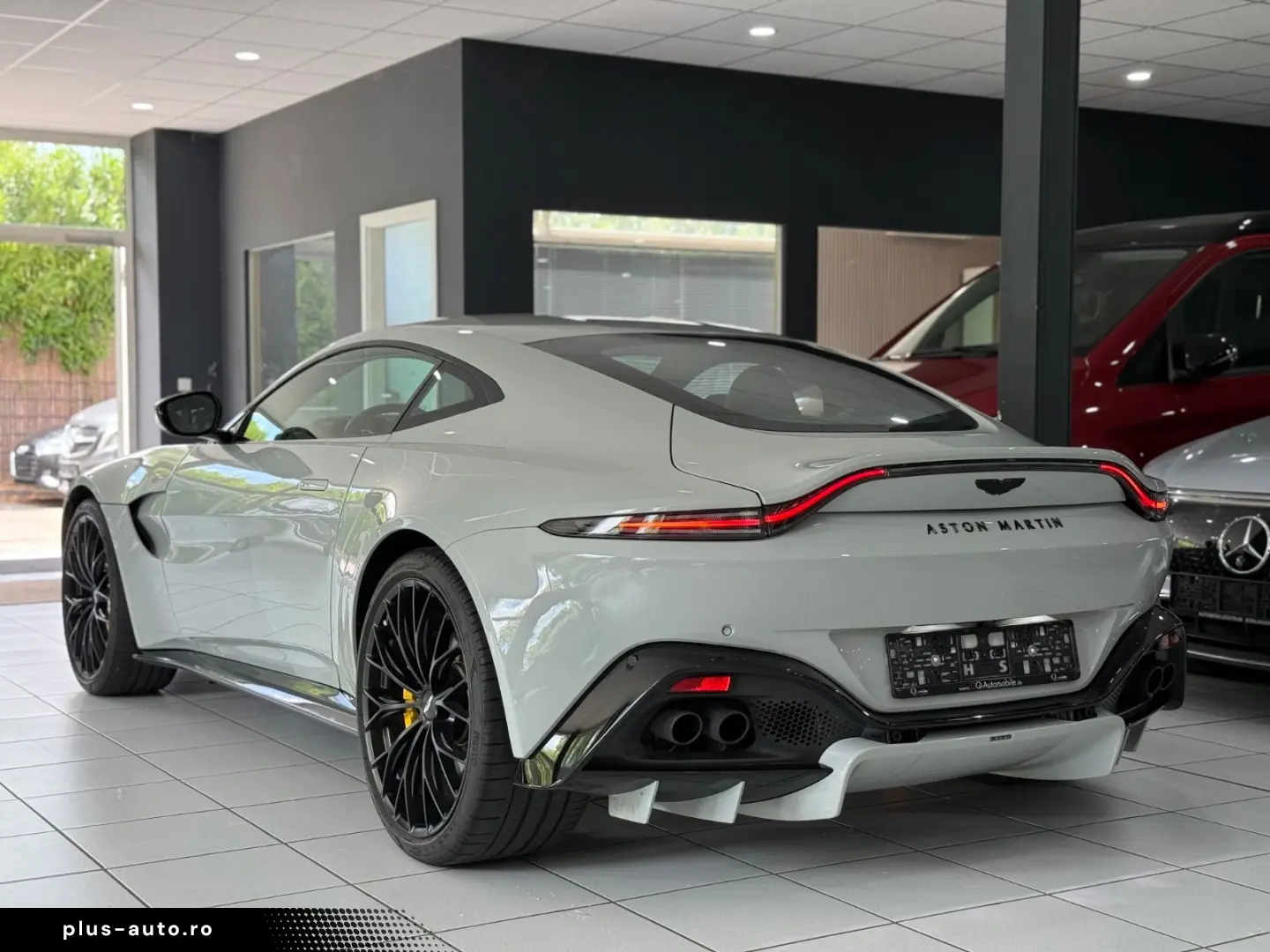 ASTON MARTIN V8 Vantage APEX GREY 21  360 MEMORY SIT&hellip;