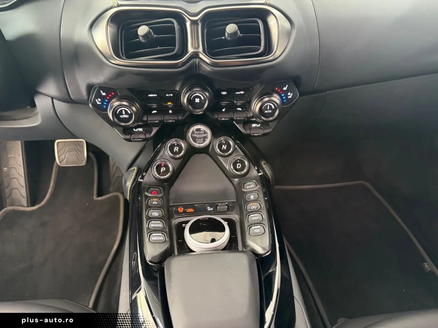 ASTON MARTIN V8 Vantage APEX GREY 21  360 MEMORY SIT&hellip;